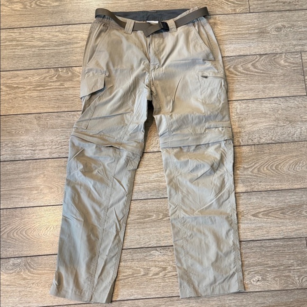 Columbia Men's Convertible Cargo Pants — Light Khaki with Gray Belt